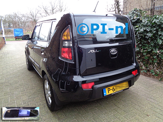 Parkeersensoren (set D 2022) ingebouwd door PI-nl in een Kia Soul uit 2010. De spiegeldisplay is van de set met bumpercamera en sensoren.