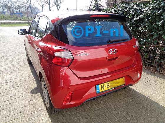 Parkeersensoren (set E 2022) ingebouwd door PI-nl in een Hyundai i10 (nieuw) uit 2022. De pieper werd voorin gemonteerd.