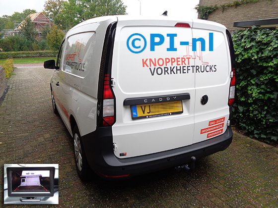 Parkeersensoren (set D 2022) ingebouwd door PI-nl in een Volkswagen Caddy met canbus uit 2021. De monitor is van de set met bumpercamera en sensoren.