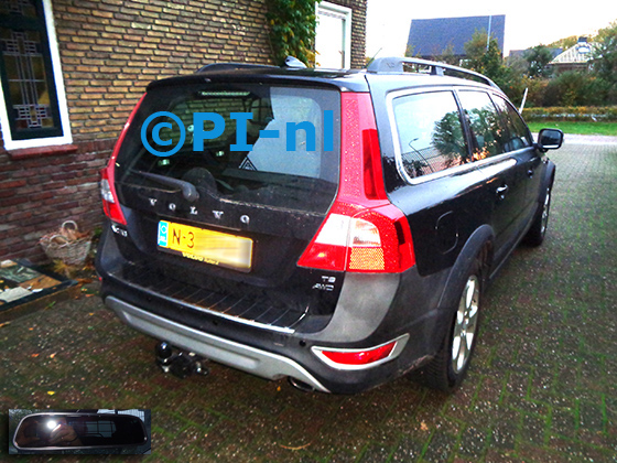 Parkeersensoren (set D 2022) ingebouwd door PI-nl in een Volvo XC70 met canbus uit 2010 (nieuw model). De spiegeldisplay is van de set met bumpercamera en sensoren.