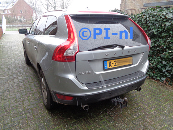 Parkeersensoren (set E 2023) ingebouwd door PI-nl in een Volvo XC60 met canbus uit 2012. De pieper werd voorin gemonteerd.