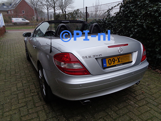 Parkeersensoren (set E 2023) ingebouwd door PI-nl in een Mercedes-Benz SLK 350 cabriolet met canbus uit 2004. De pieper werd verstopt.