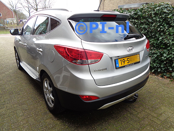 Parkeersensoren (set E 2023) ingebouwd door PI-nl in een Hyundai iX35 met canbus uit 2011. De pieper werd voorin gemonteerd. De sensoren werden antraciet gespoten.