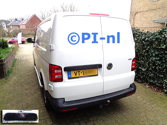 Parkeersensoren (set D 2023) ingebouwd door PI-nl in een Volkswagen Transporter (T6) met canbus uit 2016. De spiegeldisplay is van de set met bumpercamera en antraciet gespoten sensoren.