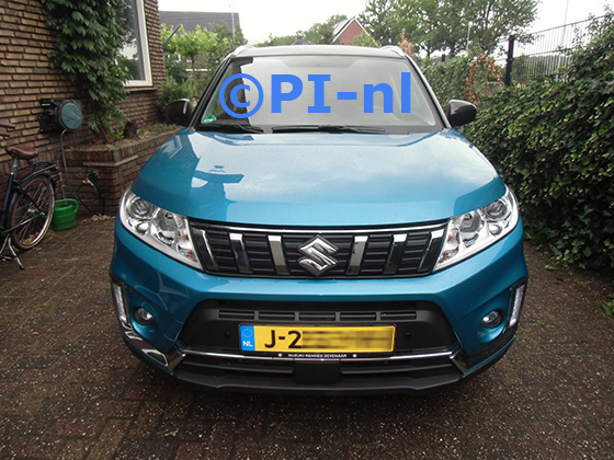 Parkeersensoren (set E 2023) ingebouwd door PI-nl in de voorbumper van een Suzuki Vitara uit 2019. De pieper werd voorin gemonteerd.