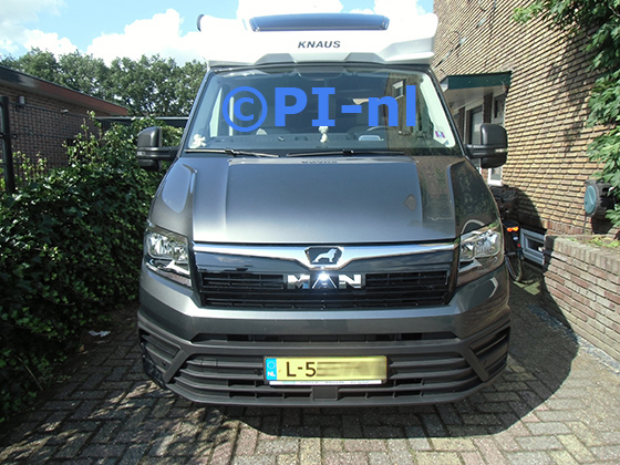 Parkeersensoren (set E 2023) ingebouwd door PI-nl in de voorbumper van een MAN Van Knaus TiPlus 650 MEG camper uit 2021. De pieper werd voorin gemonteerd. Er werden antraciet gespoten sensoren gemonteerd.