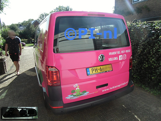 Parkeersensoren (set D 2023) ingebouwd door PI-nl in een Volkswagen Transporter T6 met canbus uit 2017. De spiegeldisplay is van de set met bumpercamera en sensoren.