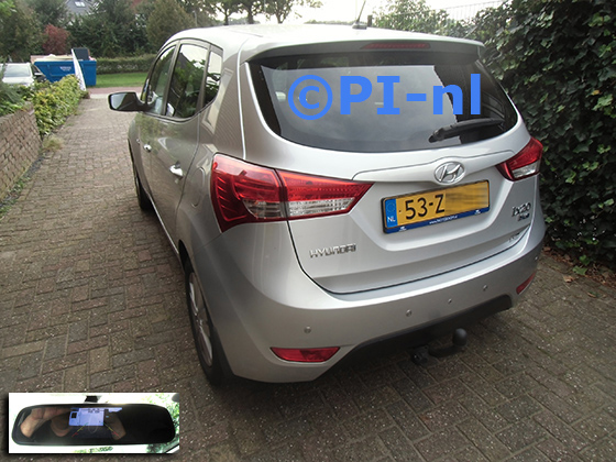 Parkeersensoren (set D 2023) ingebouwd door PI-nl in een Hyundai iX20 met canbus uit 2013. De spiegeldisplay is van de set met bumpercamera en sensoren.