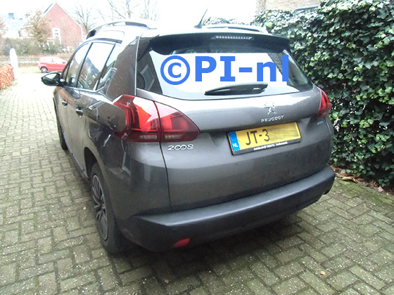 Parkeersensoren (set E 2023) ingebouwd door PI-nl in een Peugeot 2008 met canbus uit 2016. De pieper werd voorin gemonteerd.