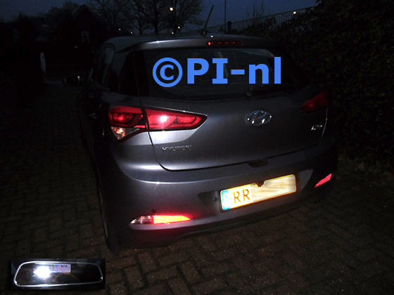 Parkeersensoren (set F 2023) ingebouwd door PI-nl in een Hyundai i20 met canbus uit 2018. De spiegeldisplay is van de set met kentekenplaatcamera en sensoren.