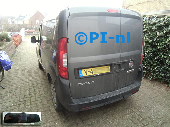 Parkeersensoren (set D 2024) ingebouwd door PI-nl in een Fiat Doblo met canbus uit 2019. De spiegeldisplay (op zuignapspiegel) is van de set met bumpercamera en sensoren.