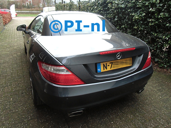 Parkeersensoren (set E 2024) ingebouwd door PI-nl in een Mercedes-Benz SLK 200 Roadster met canbus uit 2014. De pieper werd achterin gemonteerd.