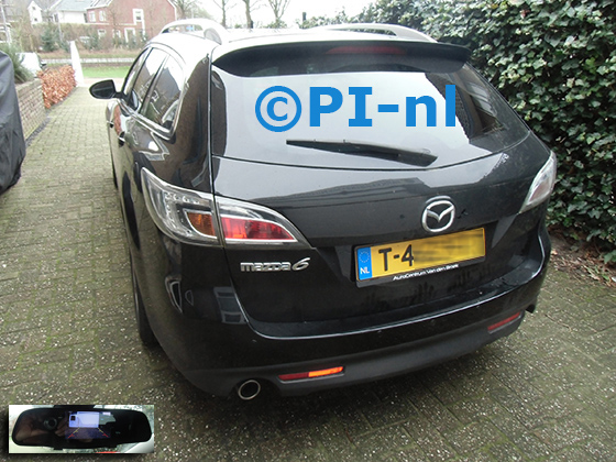 Parkeersensoren (set D 2024) ingebouwd door PI-nl in een Mazda 6 Touring Sportline uit 2009. De spiegeldisplay is van de set met bumpercamera en sensoren.