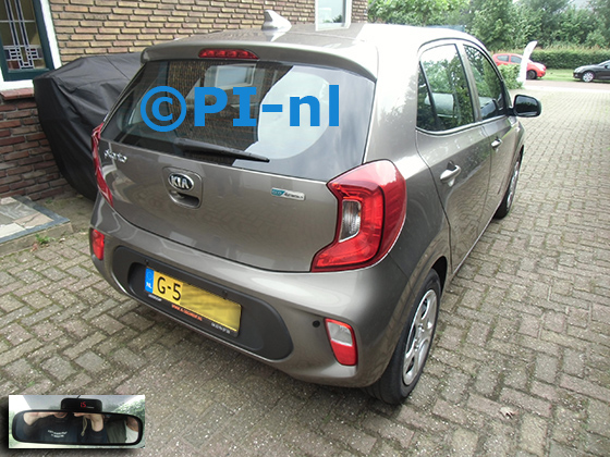 Parkeersensoren (set A 2024) ingebouwd door PI-nl in een Kia Picanto met canbus uit 2019. De display werd op de binnenspiegel gemonteerd.