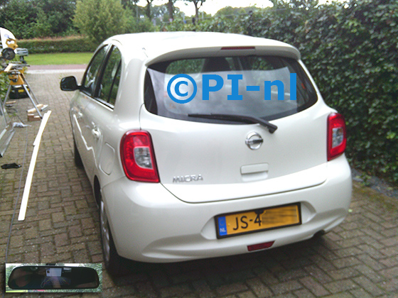 Parkeercamera-set (set 2024) ingebouwd door PI-nl in een Nissan Micra DIGS Tekna uit 2015. De spiegeldisplay is van de set met kentekenplaatcamera.