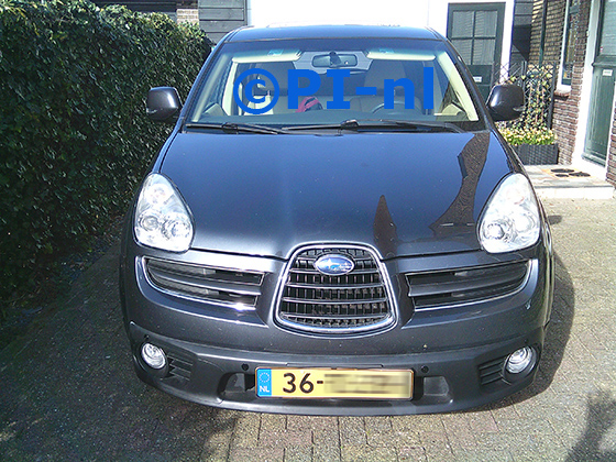Parkeersensoren (set E 2025) ingebouwd door PI-nl in de voorbumper van een Subaru Tribeca uit 2007. De pieper werd voorin gemonteerd.