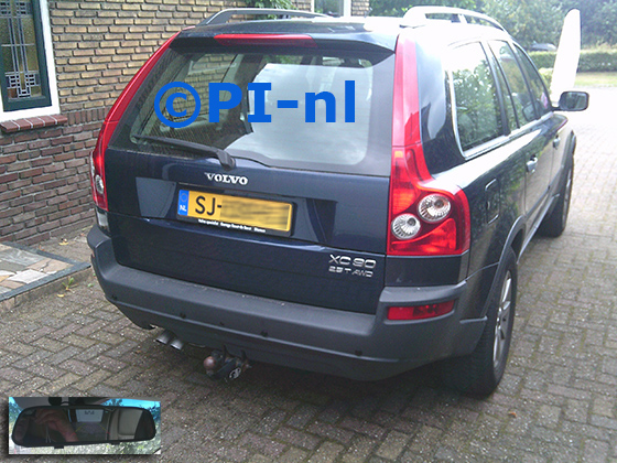 Parkeersensoren (set D 2025) ingebouwd door PI-nl in een Volvo XC90 met canbus uit 2004. De spiegeldisplay is van de set met bumpercamera en sensoren.