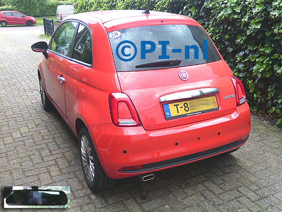 Parkeersensoren (set D 2026) ingebouwd door PI-nl in een Fiat 500 Hybrid met canbus uit 2023. De spiegeldisplay is van de set met bumpercamera en sensoren.