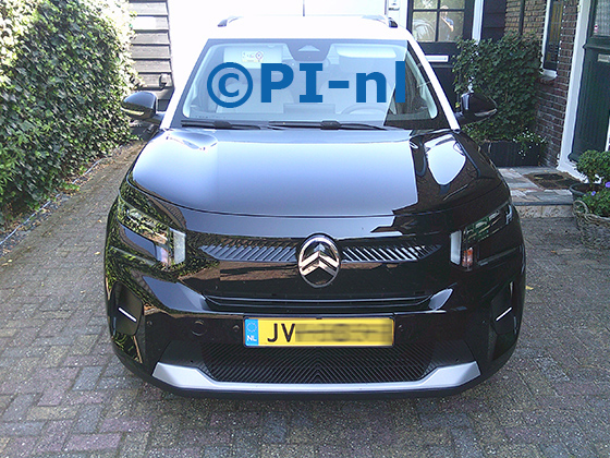 Parkeersensoren (set E 2026) ingebouwd door PI-nl in de voorbumper van een Citro&euml;n E-C3 Max (nieuw) uit 2026. De pieper werd voorin verstopt.