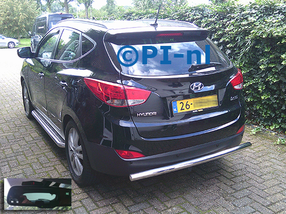 Parkeersensoren (set A 2026) ingebouwd door PI-nl in een Hyundai iX35 met canbus uit 2012. De display werd op de binnenspiegel gemonteerd.