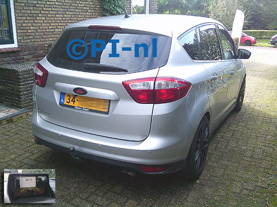 Parkeersensoren (set D 2026) ingebouwd door PI-nl in een Ford C-Max met canbus uit 2011. Het beeld naar het eigen (after-market-)scherm is van de set met bumpercamera en sensoren.